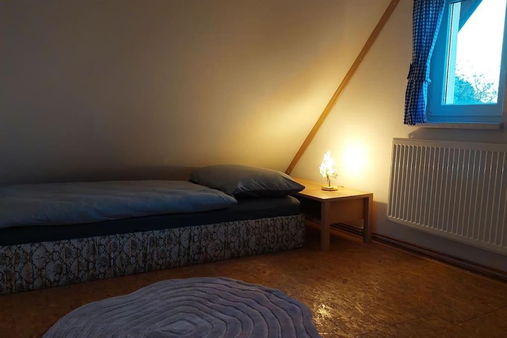 Klasicky Dum, 5 Loznic , 5 Bedrooms, * Praga