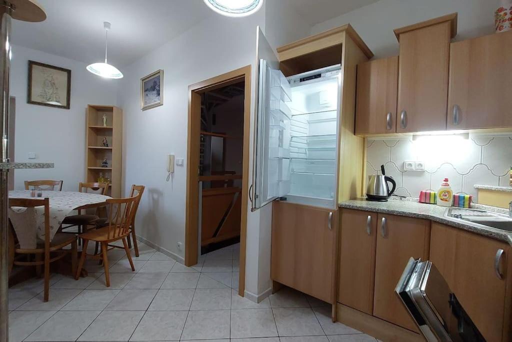 Casa de Férias Klasicky Dum, 5 Loznic , 5 Bedrooms, Praga