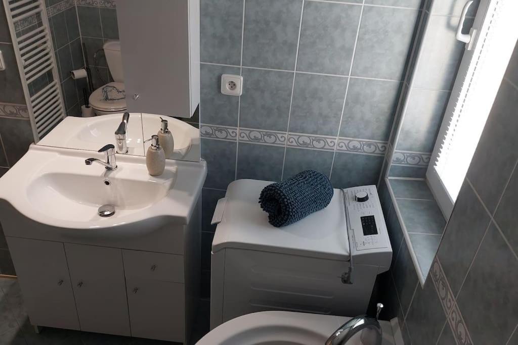 Klasicky Dum, 5 Loznic , 5 Bedrooms, Casa de Férias *