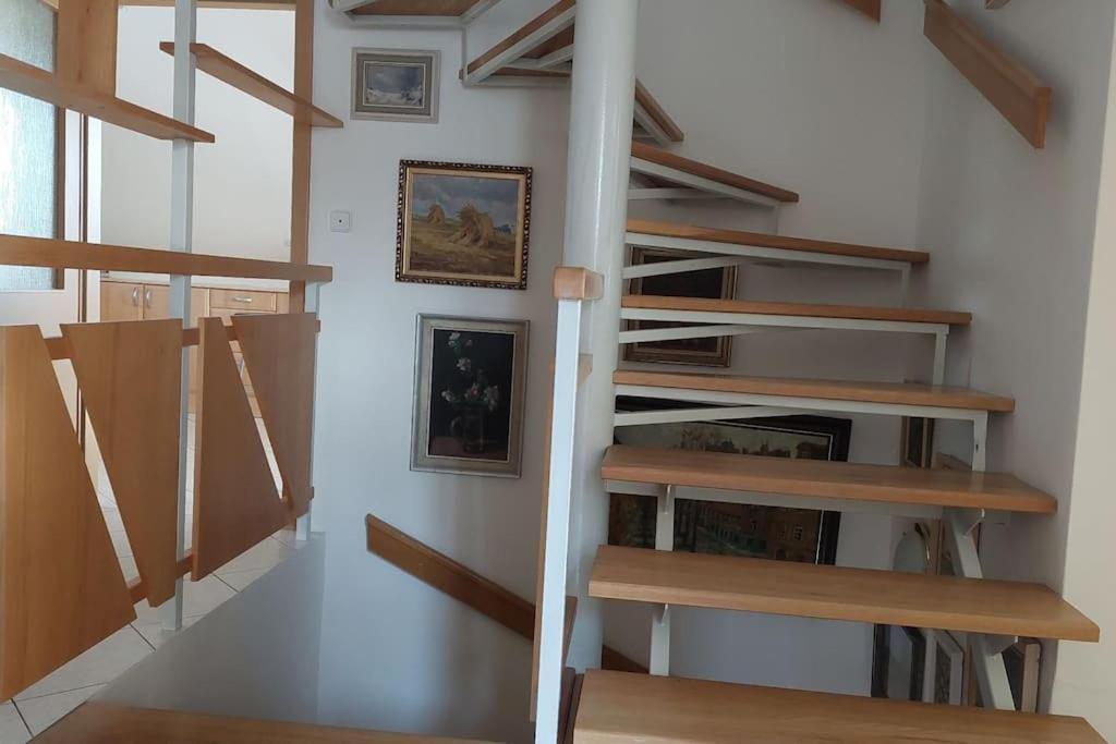 Casa de Férias Klasicky Dum, 5 Loznic , 5 Bedrooms, Praga