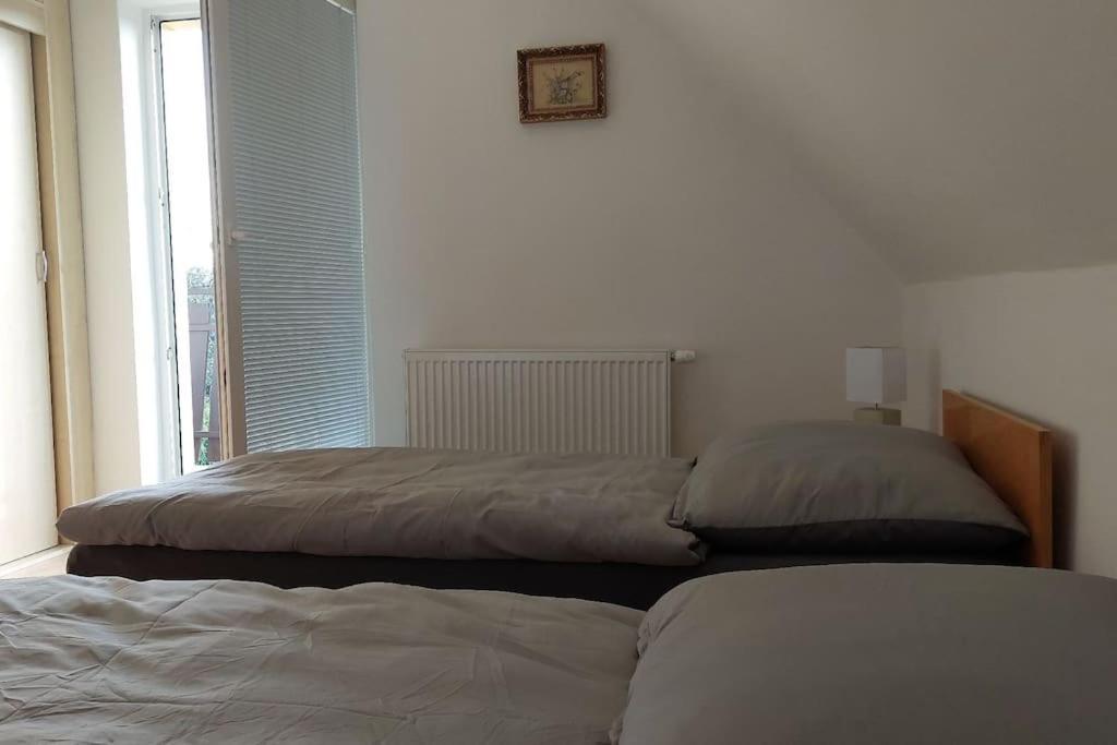 Klasicky Dum, 5 Loznic , 5 Bedrooms, * Praga